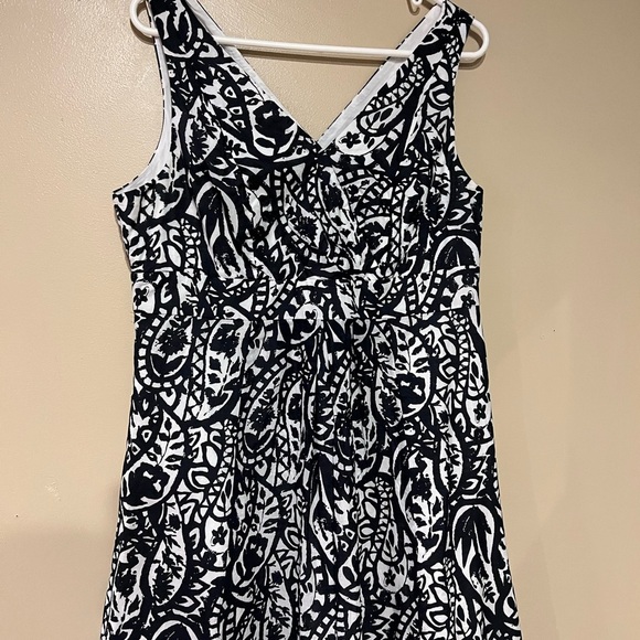 Lands End Paisley Floral Sundress Size 14 Black White Batik Pleated A Line - Picture 4 of 9